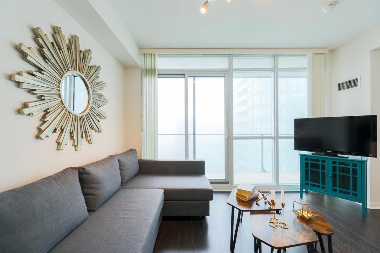 Skyline Elegance Condo Toronto Kültér fotó